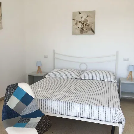 Casa Vacanze Marco Apartment *